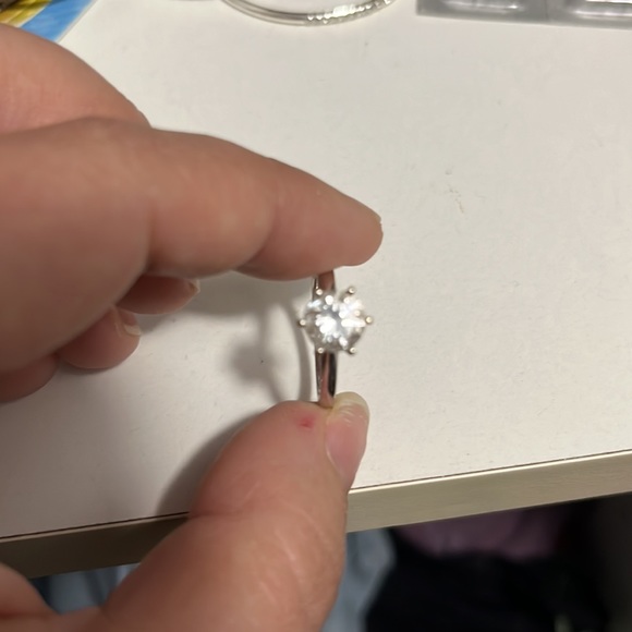 Bridal set with appraisal - Picture 6 of 8
